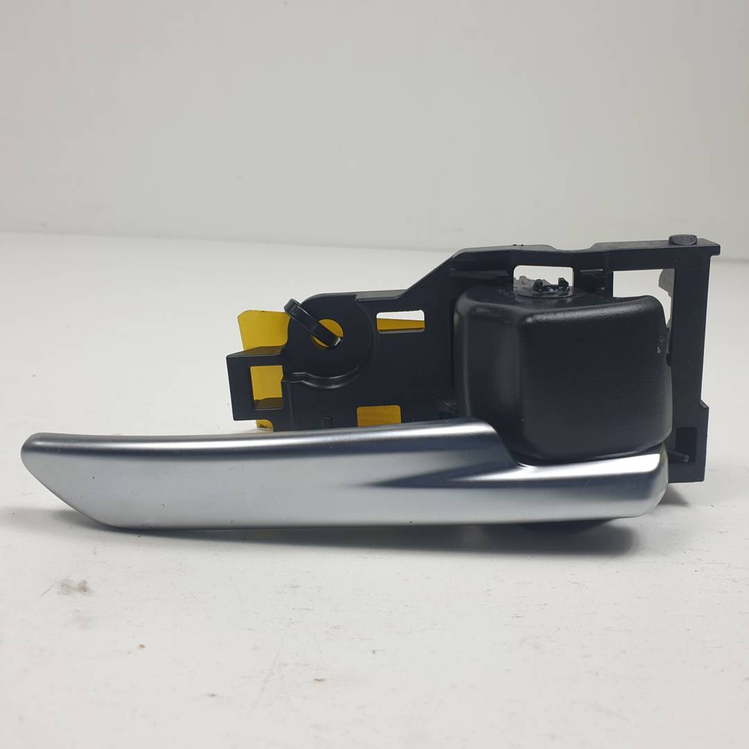 MANETA INTERIOR TRASERA DERECHA