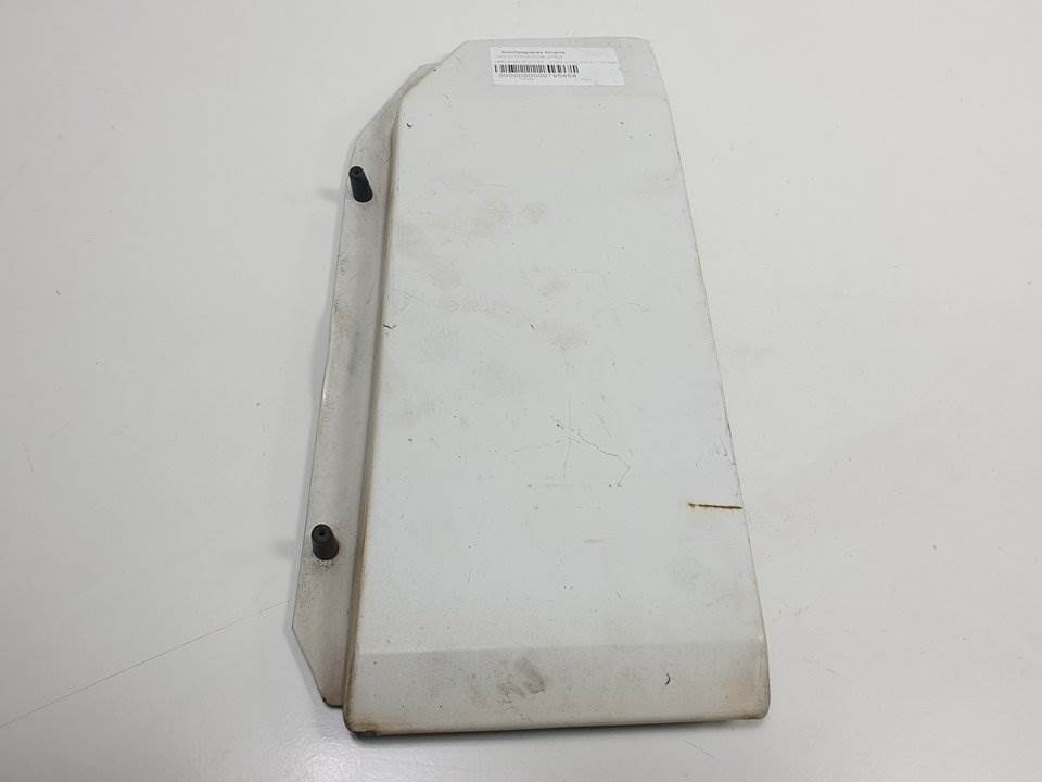 TAPA EXTERIOR COMBUSTIBLE