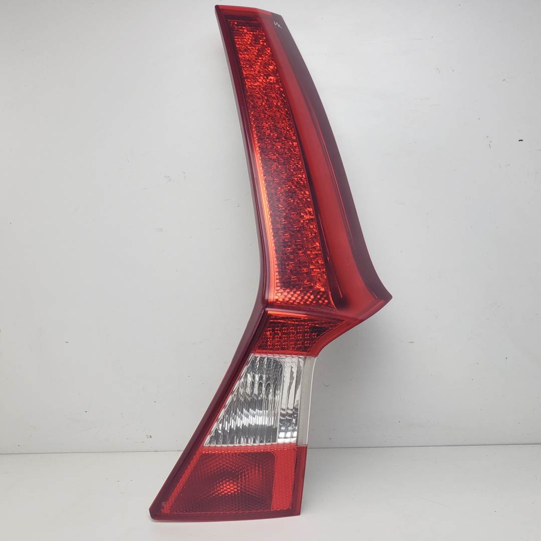 #3068117 PILOTO TRASERO DERECHO INTERIOR